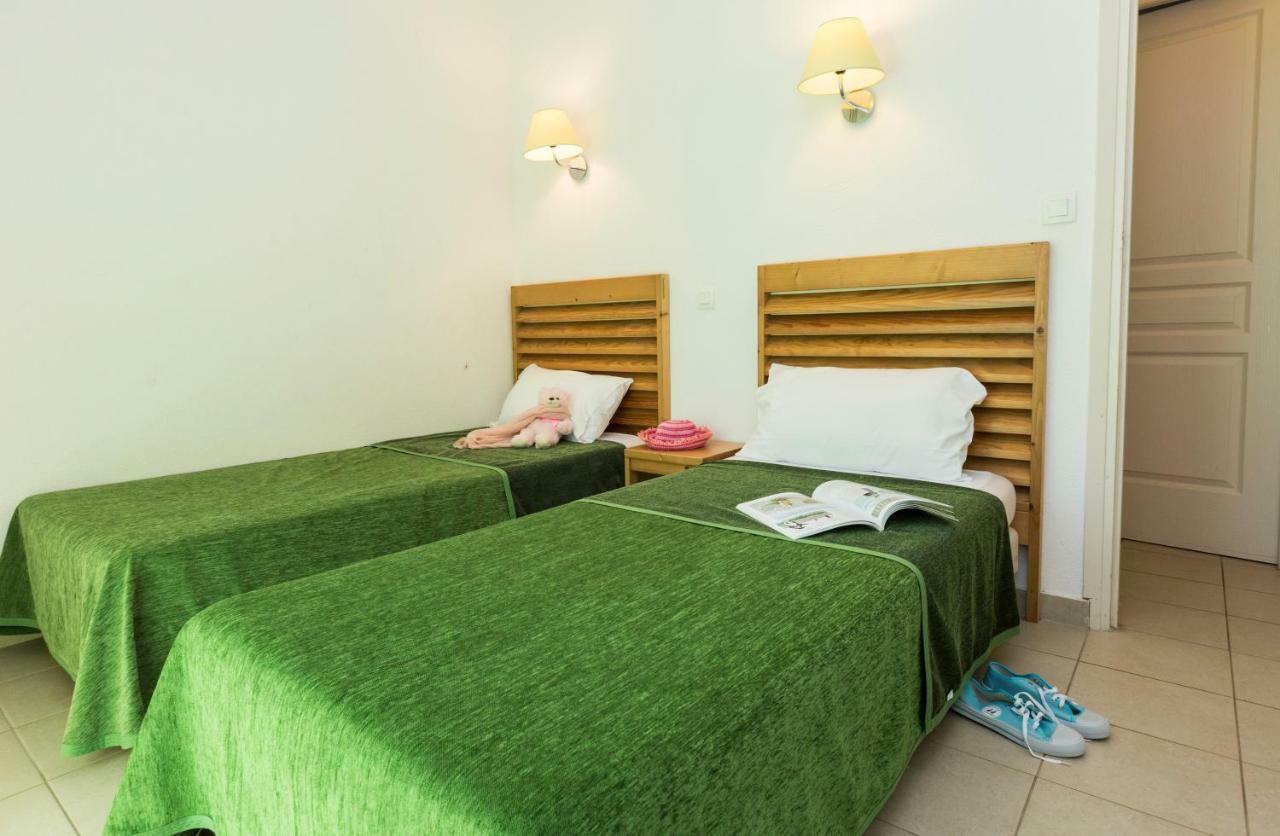Residence Odalys Acqua Bella 波吉奥· 梅扎纳 外观 照片